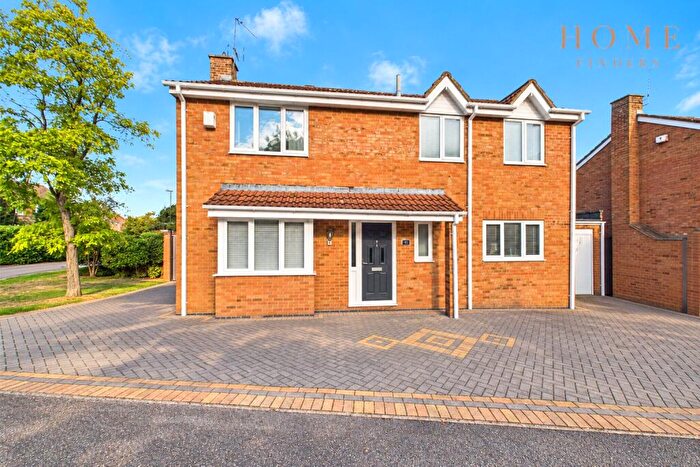 4 Bedroom Detached House For Sale In Audley Close, Grange Park, Swindon, SN5