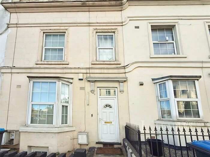 6 Bedroom Property To Rent In Tachbrook Road, Leamington Spa, Warwickshire, CV31