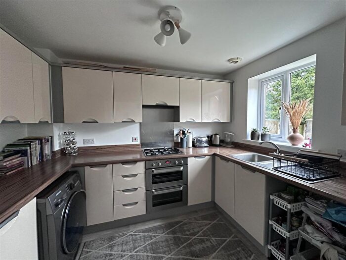 4 Bedroom Semi-Detached House To Rent In Laurence Hamilton Lane, Repton Park, Ashford, Kent, TN23