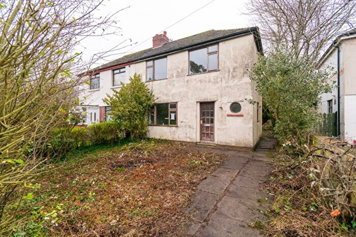3 Bedroom Semi-Detached House For Sale In Castle Lane, Westhead, L40