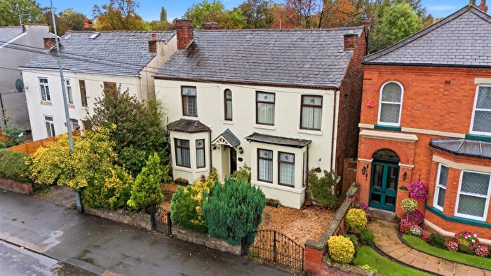 4 Bedroom Detached House For Sale In Worsley Road, Eccles, M30