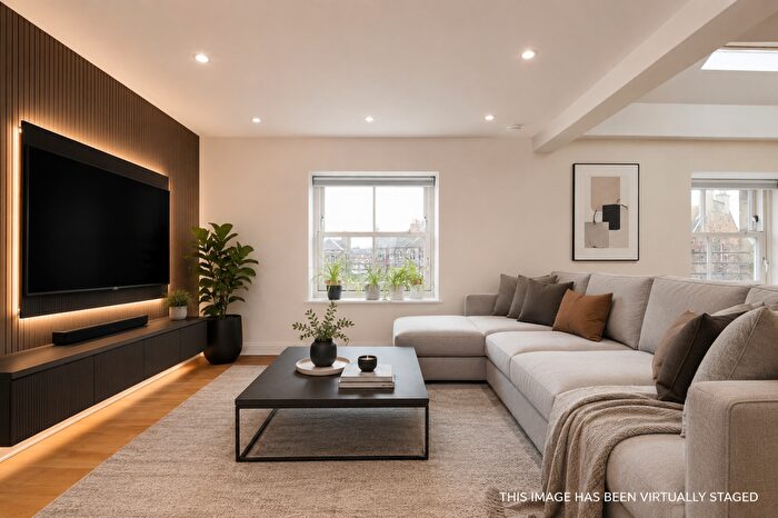 1 Bedroom Flat For Sale In Hermand Crescent, Slateford, Edinburgh, EH11