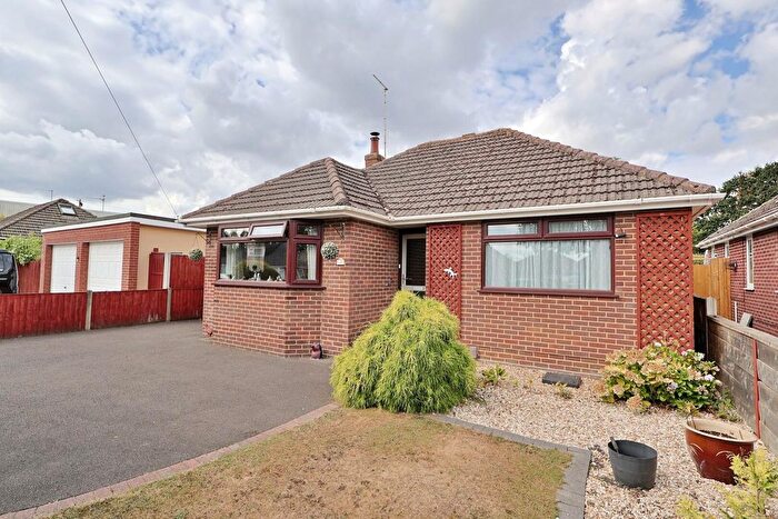 2 Bedroom Detached Bungalow For Sale In Rugby Road, Poole, BH17