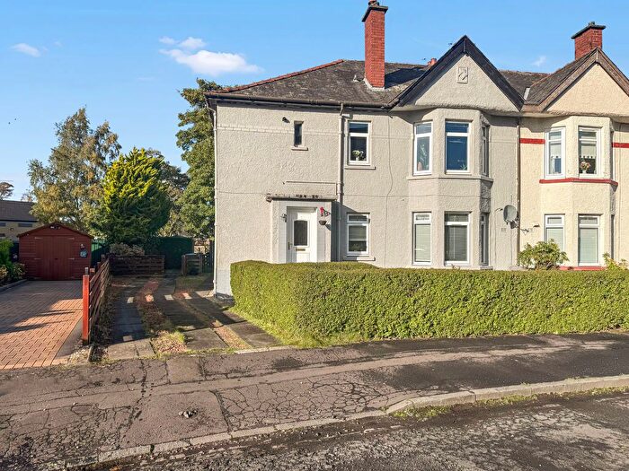 3 Bedroom Flat For Sale In Kirkton Crescent, Knightswood, G13