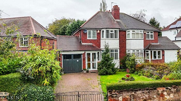 3 Bedroom Semi-Detached House For Sale In Woodcote Road, Birmingham, West Midlands, B24