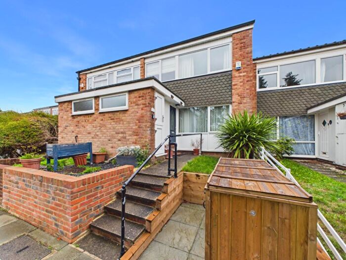 3 Bedroom Terraced House For Sale In Bardolph Avenue, Croydon, Surrey, CR0