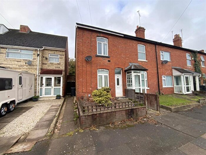 2 Bedroom End Of Terrace House To Rent In Barrows Lane, Birmingham, B26