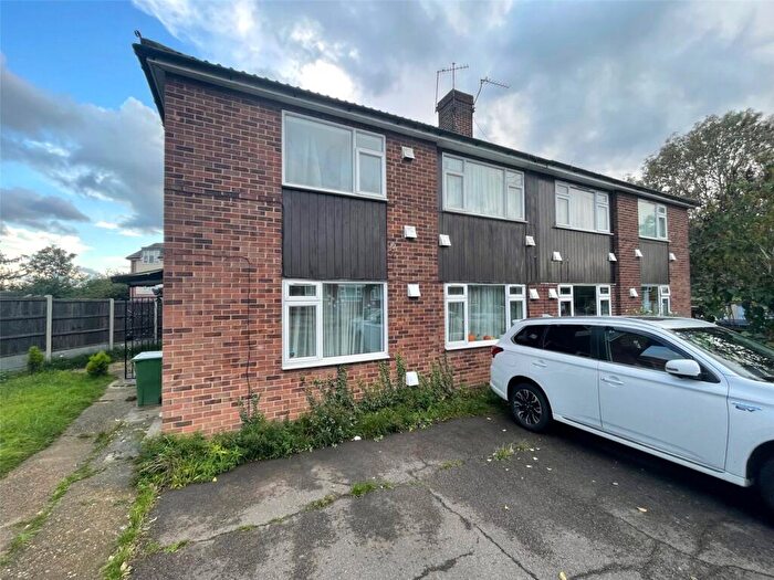 2 Bedroom Apartment To Rent In Gwillim Close, Sidcup, Kent, DA15