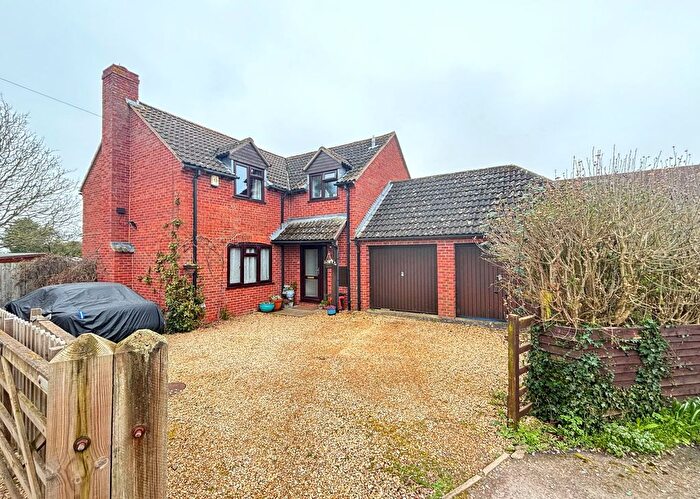 4 Bedroom Detached House For Sale In Base Lane, Sandhurst, GL2