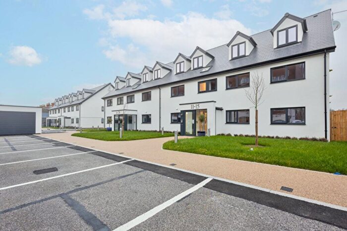 2 Bedroom Apartment For Sale In South Road, Hythe, Kent, CT21