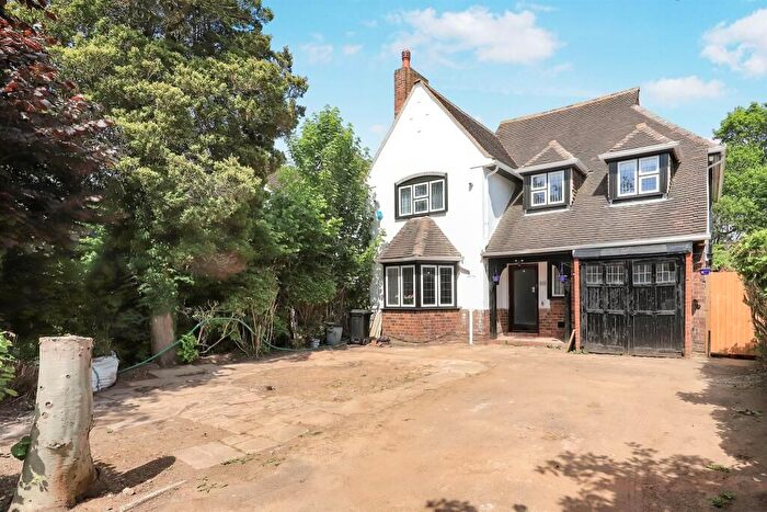 5 Bedroom Property To Rent In Copthorne Road, Wolverhampton, WV3