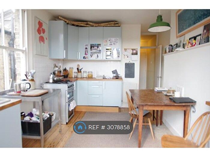 1 Bedroom Flat To Rent In Coldharbour Lane, London, SE5