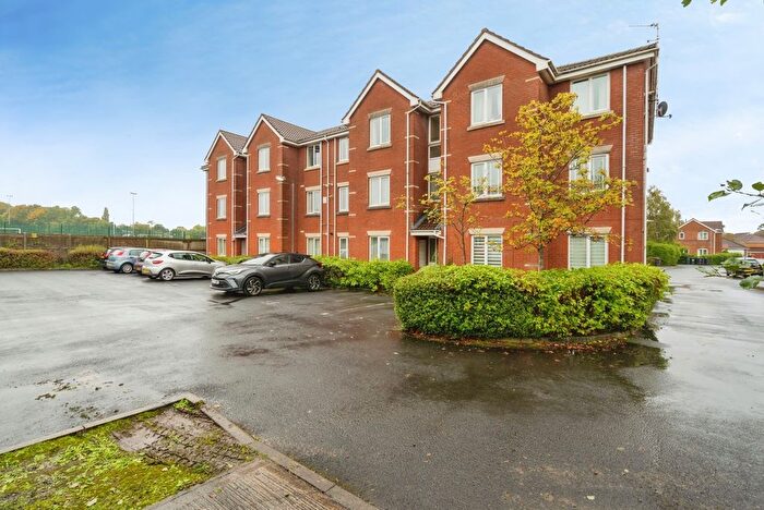 2 Bedroom Flat For Sale In Pear Tree Place, Bolton, Lancashire, BL4