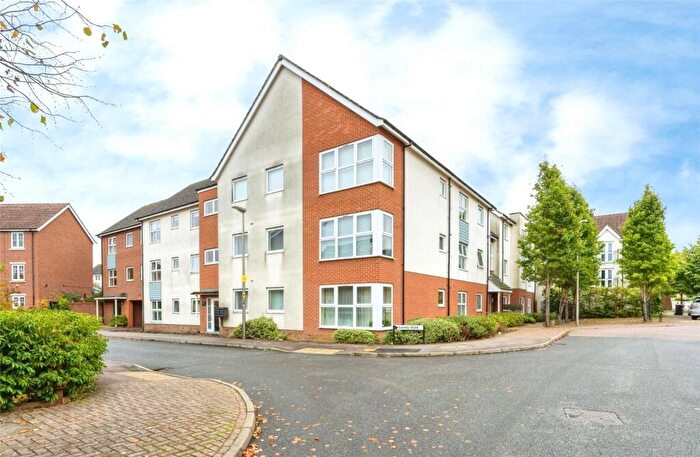 2 Bedroom Flat For Sale In Lundy Walk, Newton Leys, Bletchley, Milton Keynes, MK3