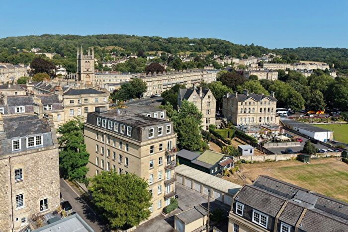 3 Bedroom Flat For Sale In Edward Street, Bathwick, BA2