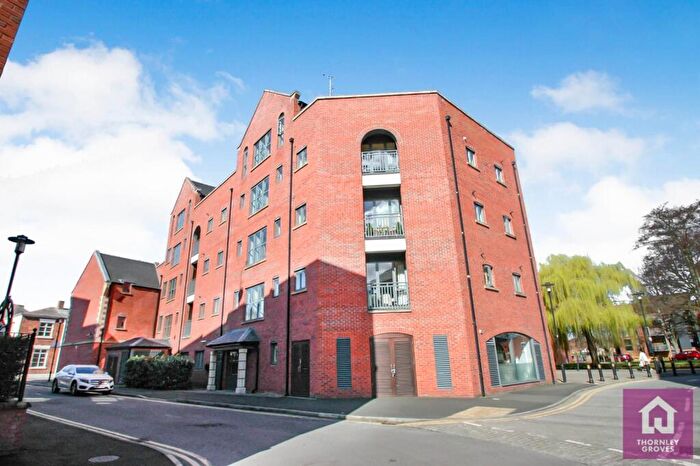 2 Bedroom Flat For Sale In The Square, Seller Street, Chester, Cheshire, CH1