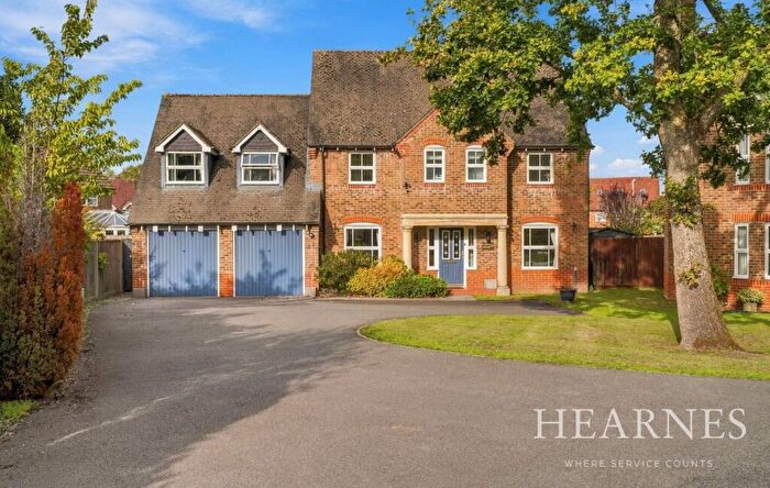 4 Bedroom Detached House For Sale In Casterbridge Road, Ferndown, BH22