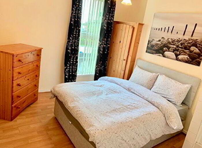 6 Bedroom Double Rooms To Rent In En-Suite Room, Cavehill Road, North Belfast, BT15