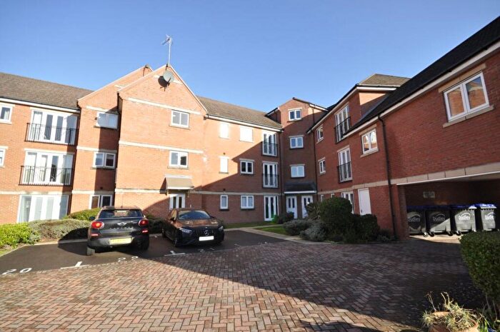 2 Bedroom Flat To Rent In Marshall Crescent, Wordsley, DY8