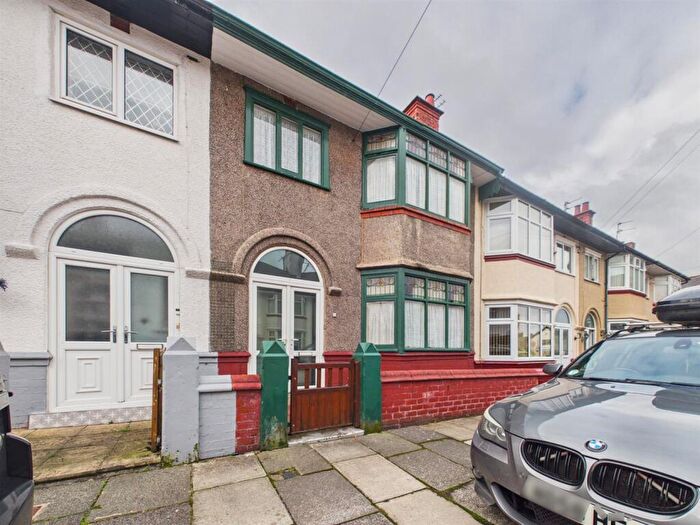 3 Bedroom Terraced House For Sale In Dinmore Road, Wallasey, CH44