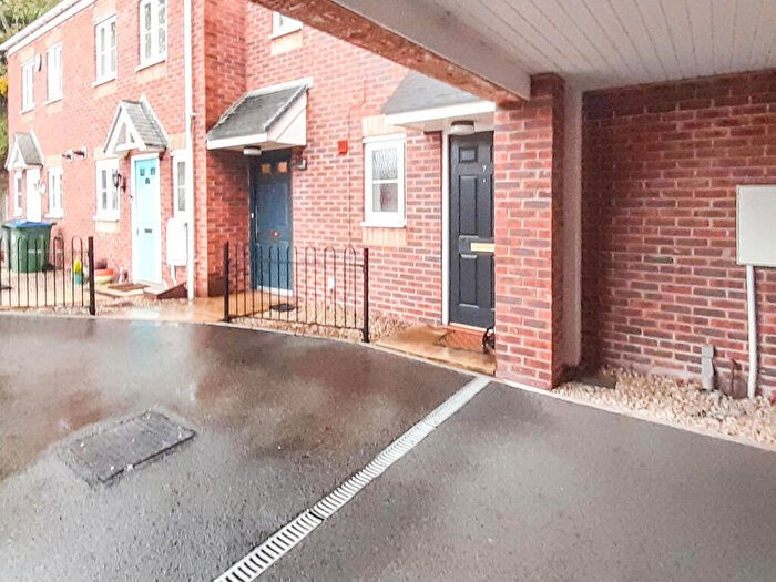 2 Bedroom Apartment For Sale In Mehdi Road, Oldbury, Sandwell, B69