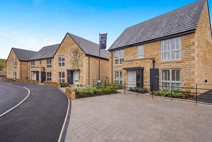 4 Bedroom Detached House For Sale In Blackburn Road, Edenfield, BL0