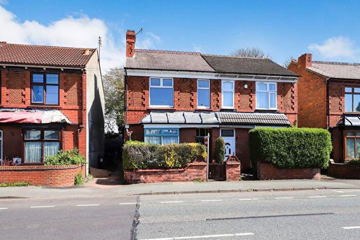 3 Bedroom Semi-Detached House For Sale In Wolverhampton Road East, Wolverhampton, WV4