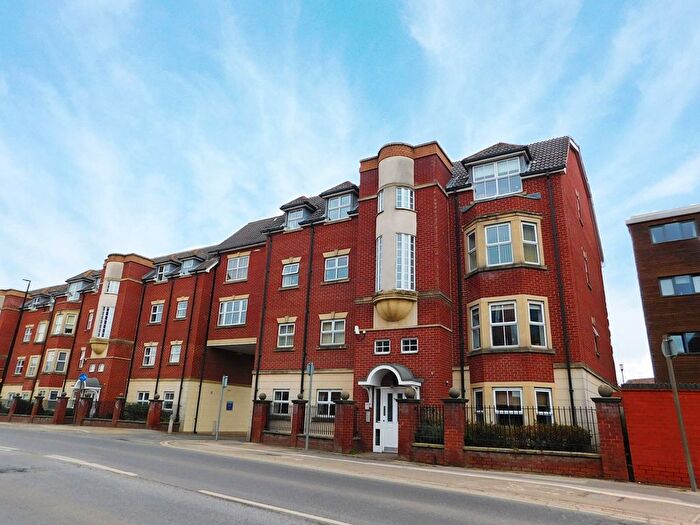 2 Bedroom Flat To Rent In Merchants Court, York, YO31