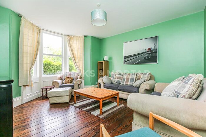 6 Bedroom End Of Terrace House To Rent In (£pppw) Lily Crescent, Jesmond, Newcastle Upon Tyne, NE2