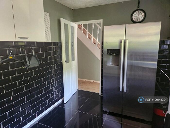 3 Bedroom Terraced House To Rent In Tangham Walk, Basildon, SS14