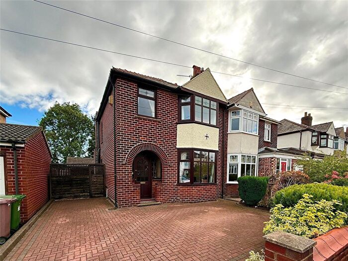 3 Bedroom Semi-Detached House For Sale In Clarkes Crescent, Eccleston, St. Helens, Merseyside, WA10