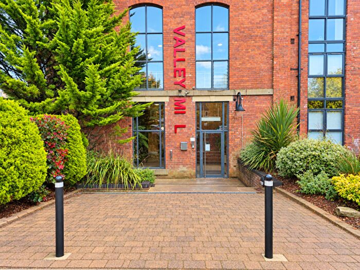 3 Bedroom Flat For Sale In Valley Mill Cottonfields, BL7