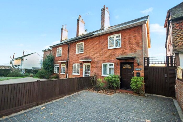 2 Bedroom End Of Terrace House To Rent In Bramley, Guildford, GU5