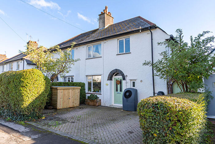 3 Bedroom Semi-Detached House For Sale In Wordsworth Avenue, Penarth, CF64