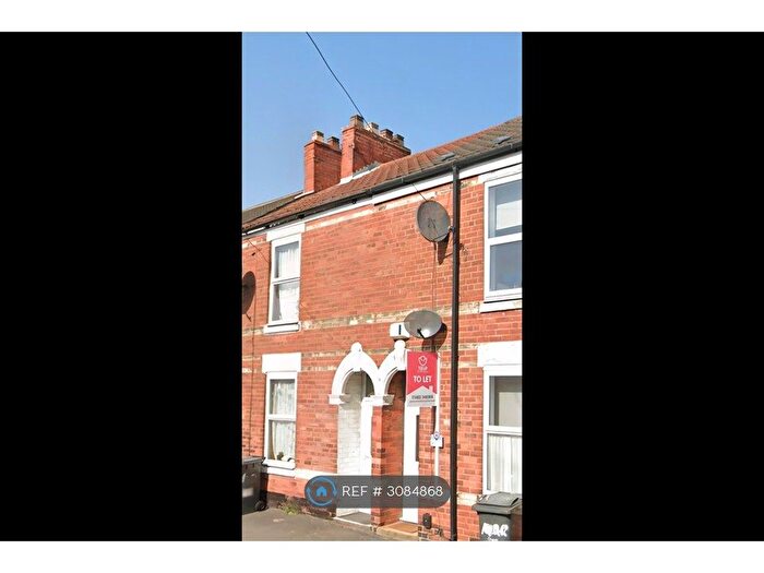 2 Bedroom End Of Terrace House To Rent In Marshall St, Hull, HU5