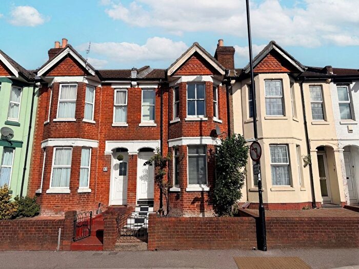 2 Bedroom Terraced House For Sale In Romsey Road, Southampton, SO16