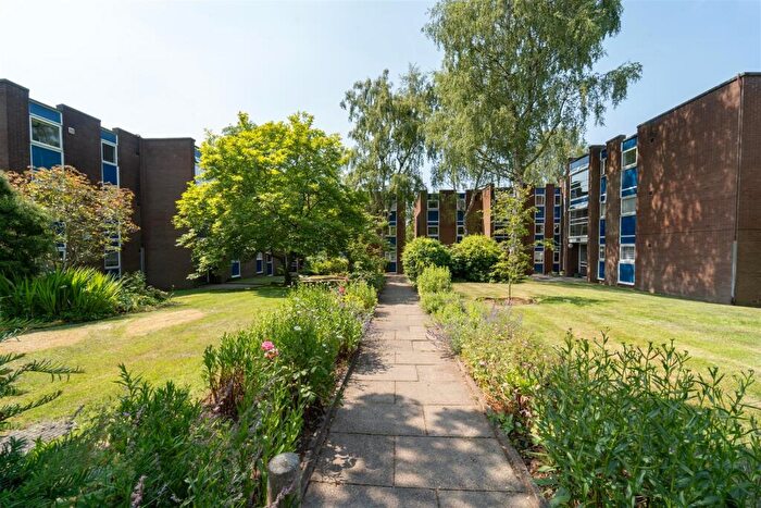 2 Bedroom Apartment For Sale In Ashfell Court, Edge Lane, Chorlton, M21