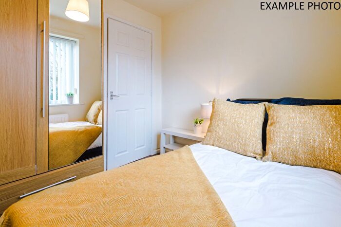2 Bedroom Terraced House To Rent In Joshua Grange, Salford, M6