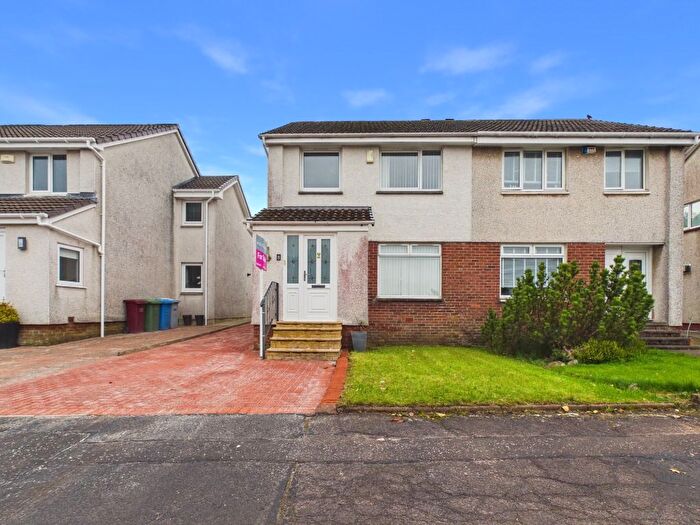3 Bedroom Semi-Detached House For Sale In Forth Court, Mossneuk, East Kilbride, G75