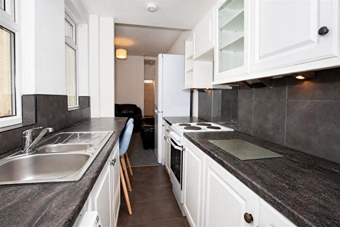3 Bedroom House To Rent In Winnie Road, Birmingham, B29