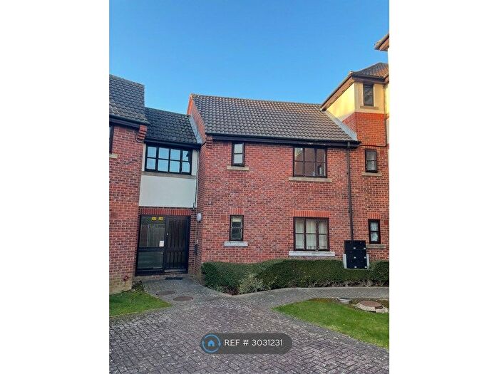 1 Bedroom Flat To Rent In Ashdown Place, Corby, NN17