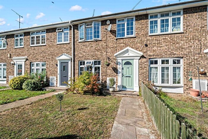 3 Bedroom Property For Sale In Broadacres, Guildford, GU3