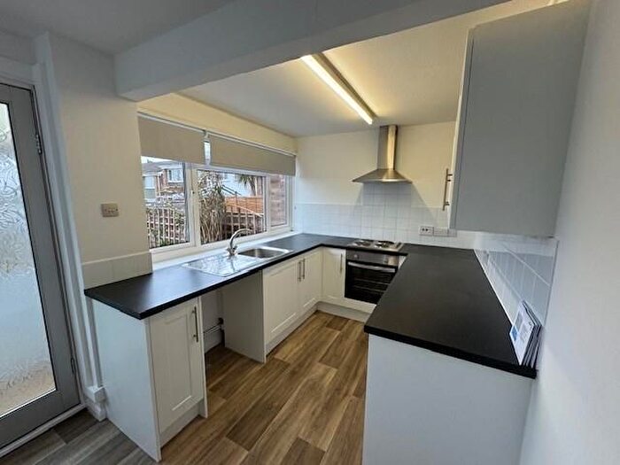 3 Bedroom End Of Terrace House To Rent In Pikes Crescent, Taunton, Somerset, TA1