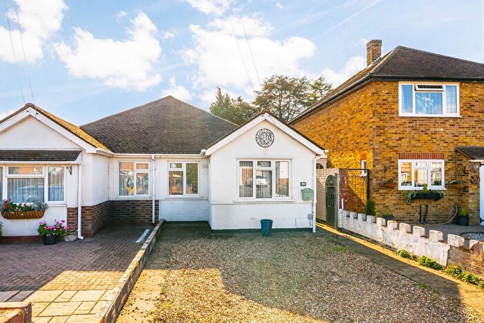 2 Bedroom Bungalow For Sale In Feltham Hill Road, Ashford, TW15