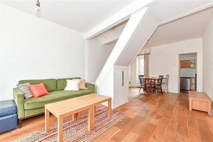 2 Bedroom End Of Terrace House For Sale In Elizabeth Road, Ramsgate, Kent, CT11