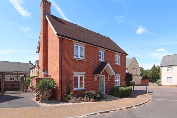 4 Bedroom Detached House For Sale In Alner Road, Blandford Forum, DT11