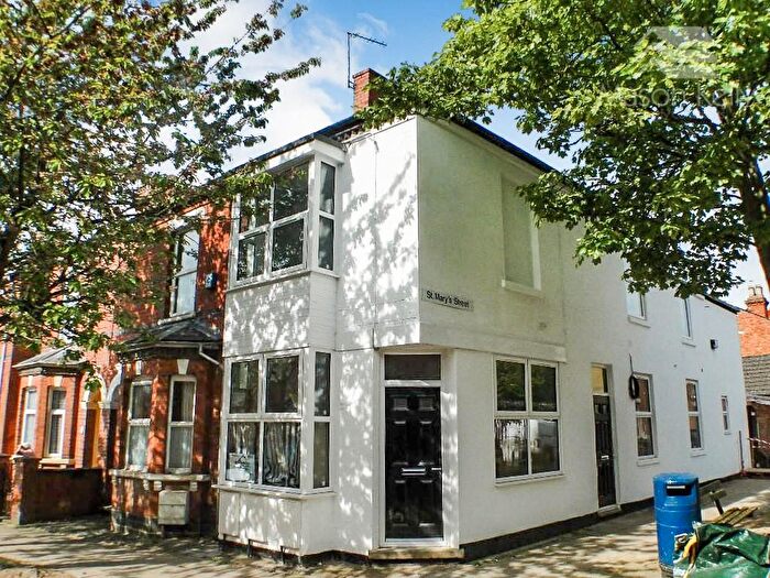 5 Bedroom Block Of Apartments For Sale In Queen Anne Street, New Bradwell, Milton Keynes, Buckinghamshire, MK13