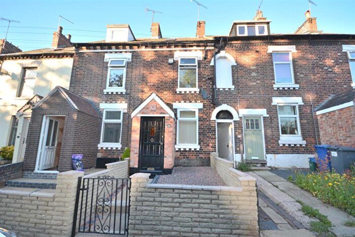 4 Bedroom Terraced House To Rent In Burton Street, Tutbury, Burton-On-Trent, DE13