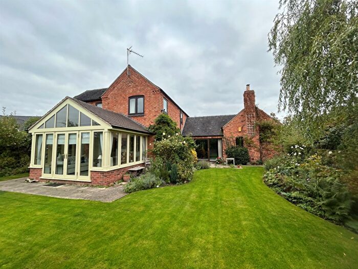 4 Bedroom Detached House For Sale In The Watermeadows, Swarkestone, Derby, DE73