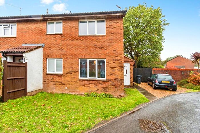 1 Bedroom House For Sale In Rufus Gardens, Southampton, Hampshire, SO40